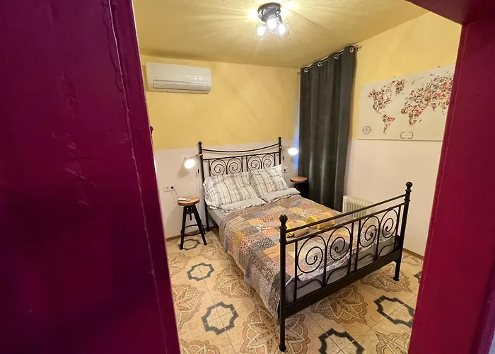 Apartment Porta Pink